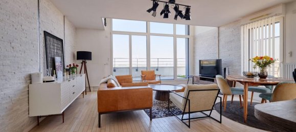 3 bedrooms Duplex in Chatillon, France No. 299618 4