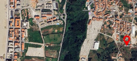 247m² Land in Nazare, Portugal No. 224354 4