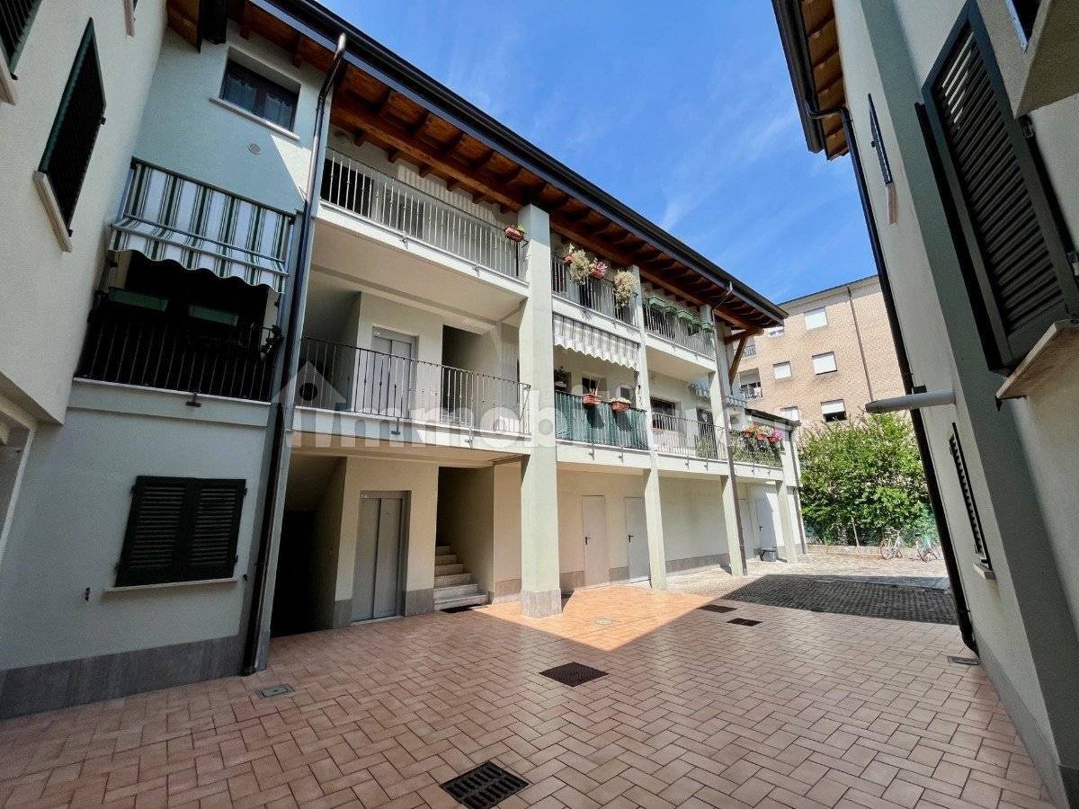 1 bedroom Apartment in Reggio Emilia, Italy No. 380499