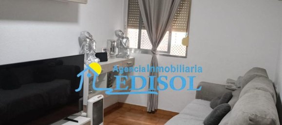 Apartamento de 3 dormitorios en Córdoba, Spain No. 154411 3