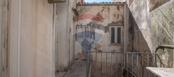 3-salle Appartement à Syracuse, Italy No. 247319 31