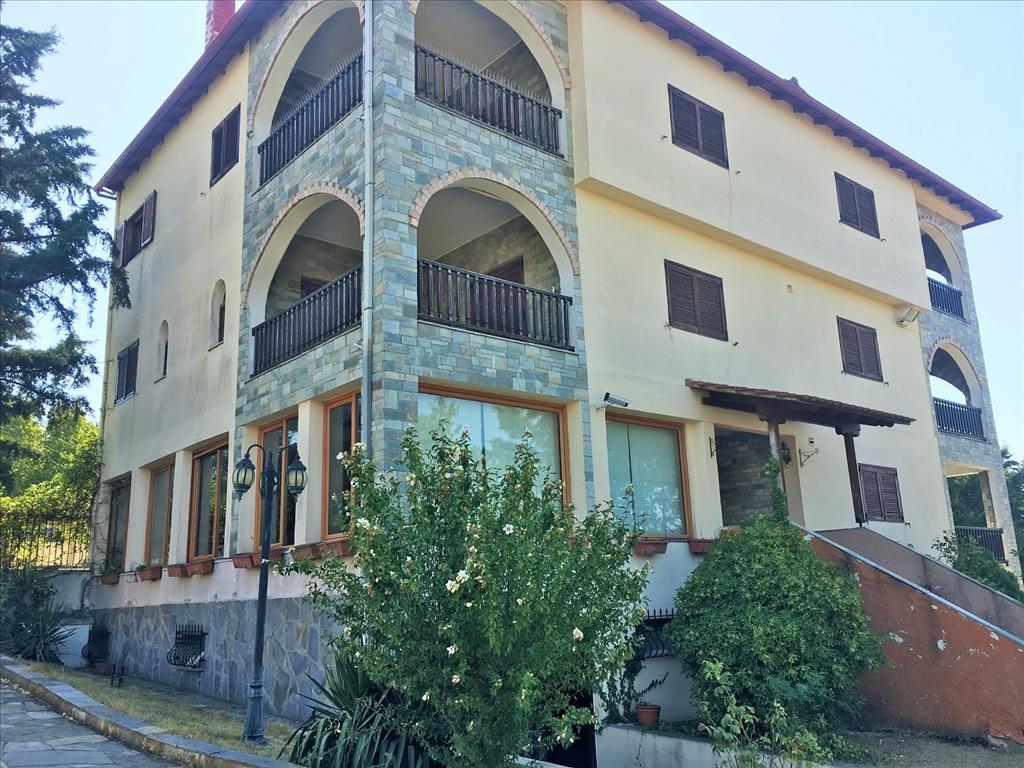 9 Schlafzimmer Villa in Epanomi, Greece, Nr. 4567