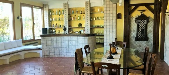 9 Schlafzimmer Villa in Epanomi, Greece, Nr. 4567 9
