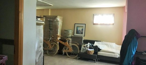 9 Schlafzimmer Villa in Epanomi, Greece, Nr. 4567 19