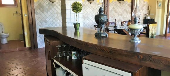 9 Schlafzimmer Villa in Epanomi, Greece, Nr. 4567 12