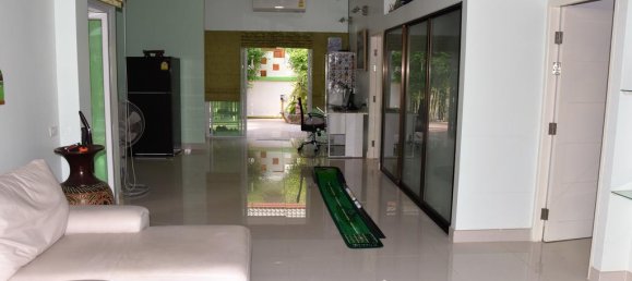 6 bedrooms Villa in Pattaya, Thailand No. 20058 4