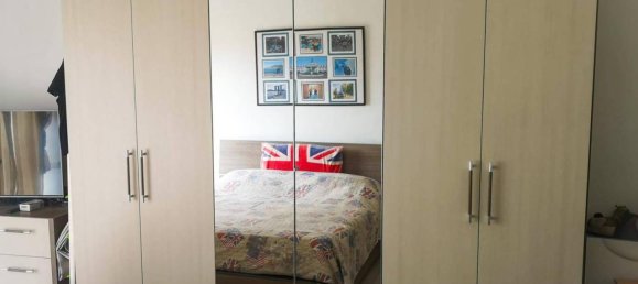 2-salle Appartement à Gallarate, Italy No. 113811 6