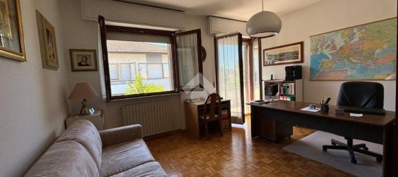 4 bedrooms House in Gualdo Tadino, Italy No. 269302 9