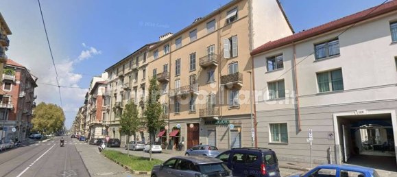 1 bedroom Apartment in Turin, Italy No. 10378 3