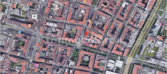 1 bedroom Apartment in Turin, Italy No. 10378 9