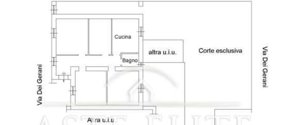 5-salle Appartement à Latina, Italy No. 260155 11