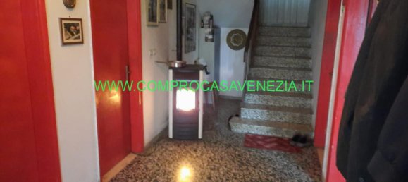 Casa de 4 habitaciónes en Silea, Italy No. 235709 8