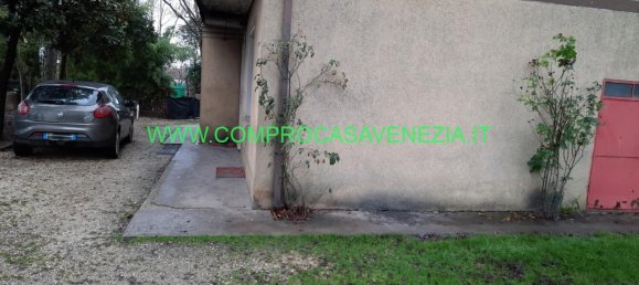 Casa de 4 habitaciónes en Silea, Italy No. 235709 3