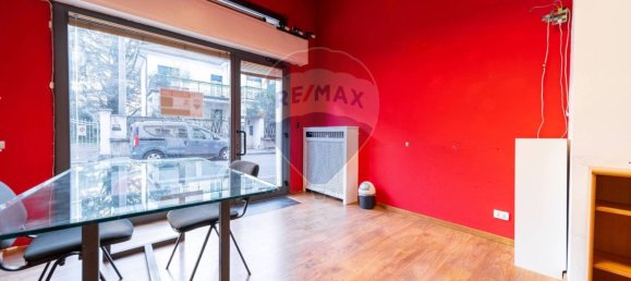 Propiedad comercial de 2 habitaciónes en Rescaldina, Italy No. 260731 2