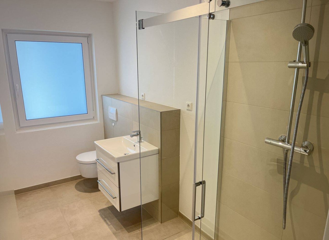 6 bedrooms Townhouse in Hanover, Germany No. 340248