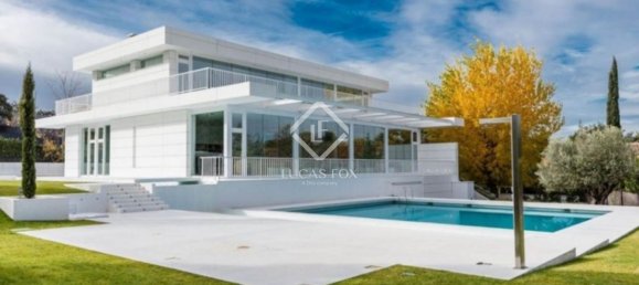 Вилла с 6 спальнями в Алкобендас, Испания № 62239 20