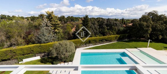 Вилла с 6 спальнями в Алкобендас, Испания № 62239 15