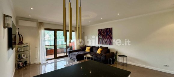 Квартира с 1 спальней в Кампионе д’Италия, Италия № 135314 18