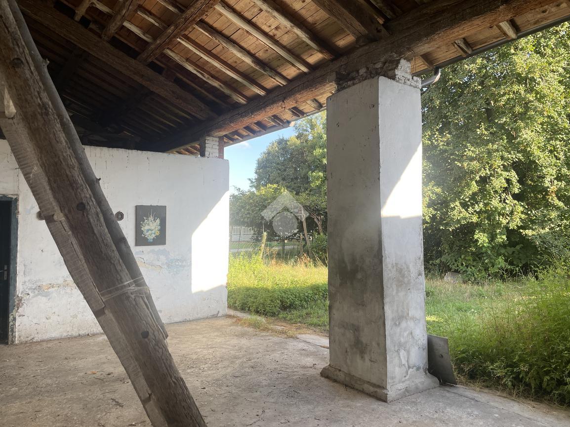 4 rooms House in Vicenza, Italy No. 20889