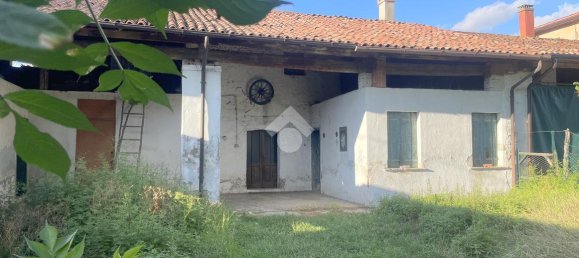 4 rooms House in Vicenza, Italy No. 20889 4