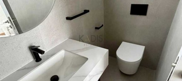 5 bedrooms Villa in Germasogeia, Cyprus No. 18937 19