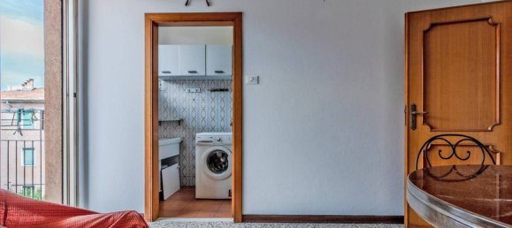 2 Schlafzimmer Wohnung in Bologna, Italy, Nr. 352584 4