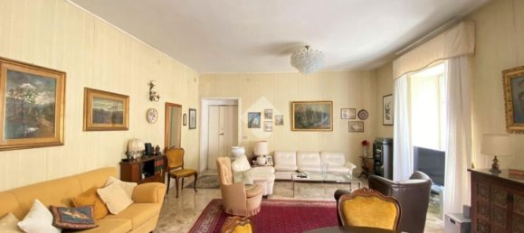 4 rooms Apartment in Naples, Italy No. 163399 4