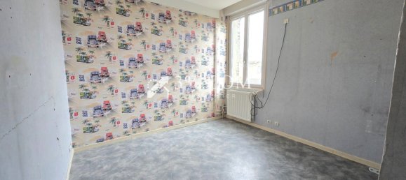 4 bedrooms House in Tourcoing, France No. 41955 8