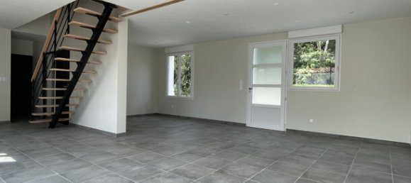 4 chambres Maison à Breuillet, France No. 96531 3