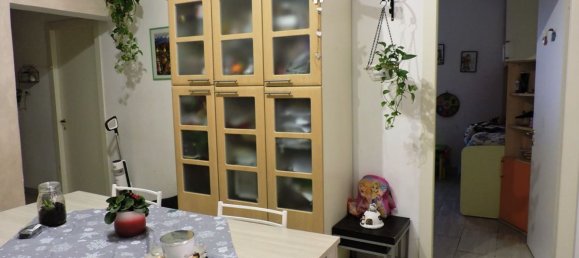 4 rooms Apartment in Genoa, Italy No. 111999 3