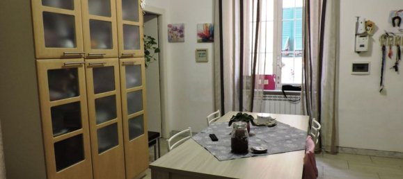 4 rooms Apartment in Genoa, Italy No. 111999 4