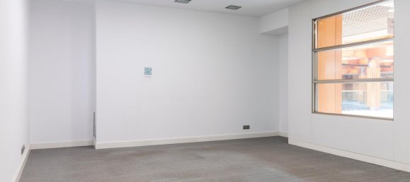 Oficina en Zaragoza, Spain 230 m² No. 66131 34