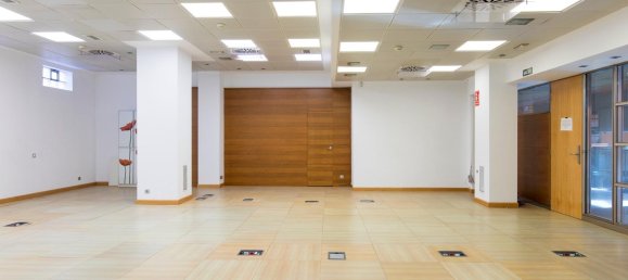 Oficina en Zaragoza, Spain 230 m² No. 66131 10