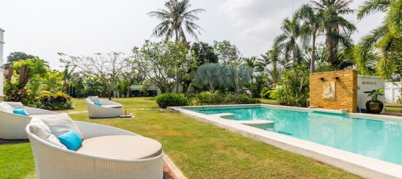 4 bedrooms Cafe / restaurant in Hua Hin, Thailand No. 8907 4