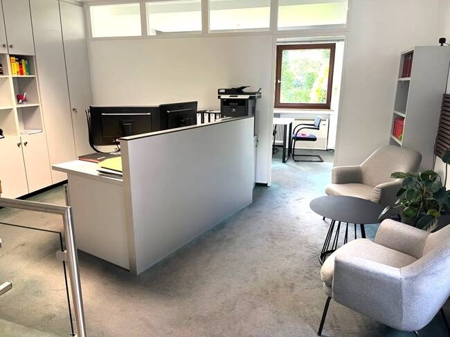 Oficina en Duisburg, Germany 164 m² No. 220237