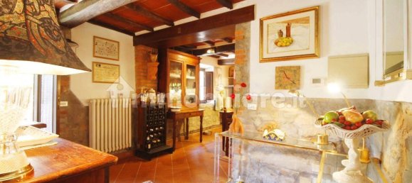 3 Schlafzimmer Haus in Montecatini Terme, Italy, Nr. 90734 15