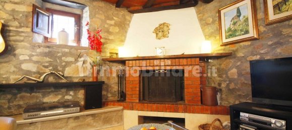 3 Schlafzimmer Haus in Montecatini Terme, Italy, Nr. 90734 9
