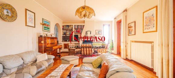 6 bedrooms Villa in Uzzano, Italy No. 145966 3