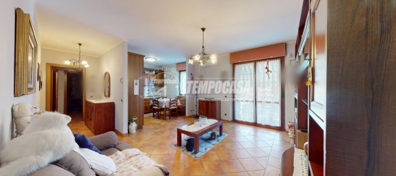 3-salle Appartement à Volpiano, Italy No. 274499 2