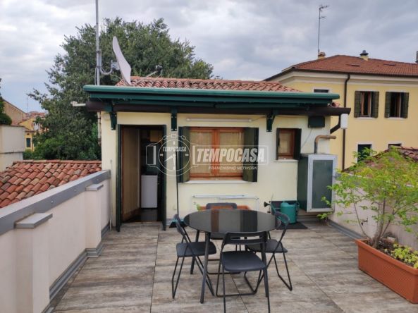 1 bedroom Apartment in Padua, Italy No. 15493