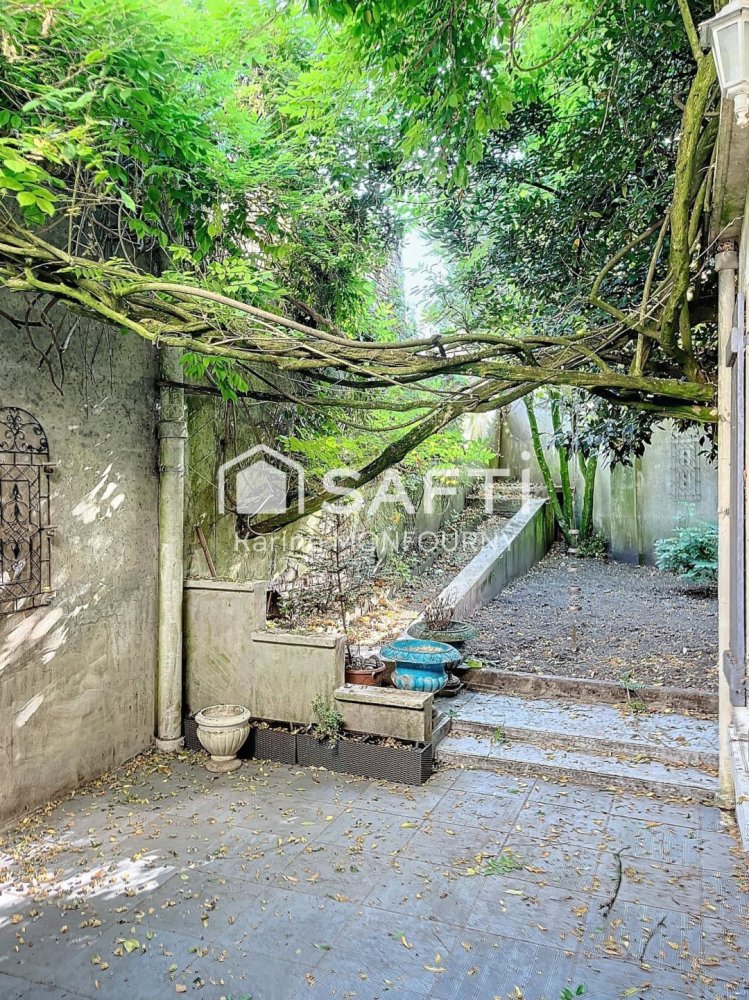 4 Schlafzimmer Villa in Saint-Quentin, France, Nr. 247609