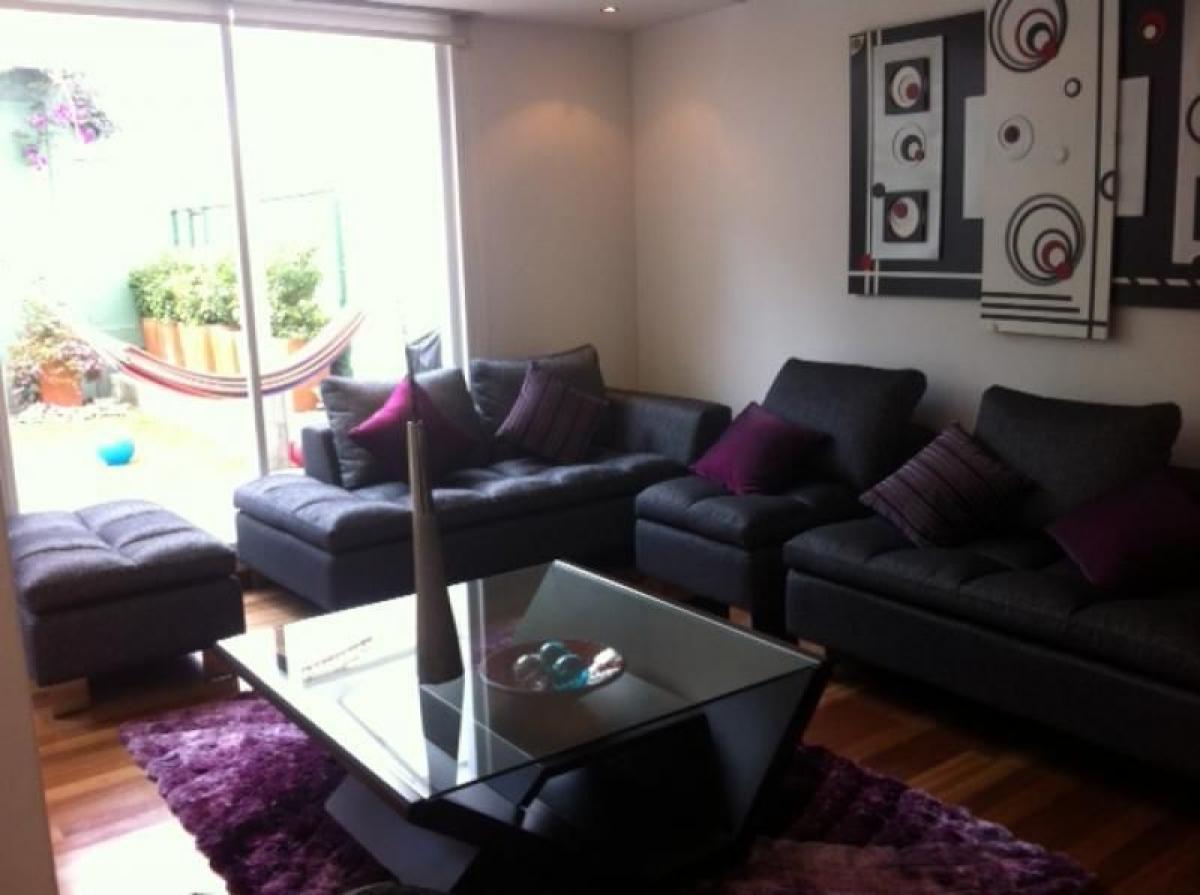 3 bedrooms House in Bogota, Colombia No. 10856