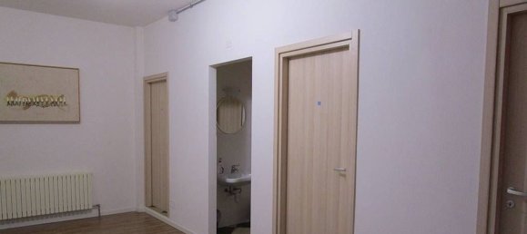 Офис 1200м² в Аграте Брианца, Италия № 211439 8