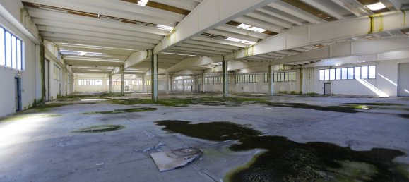 Armazém em Udine, Italy 5811 m² N.º 170119 24