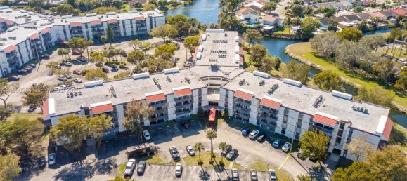 2 غرف نوم عقار تجاري في Miami, الولايات المتحدة رقم 614326 2