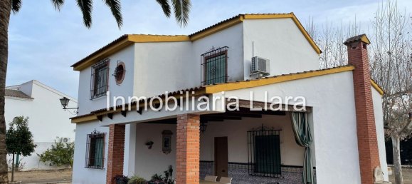 3 bedrooms House in Cordoba, Spain No. 160870 2