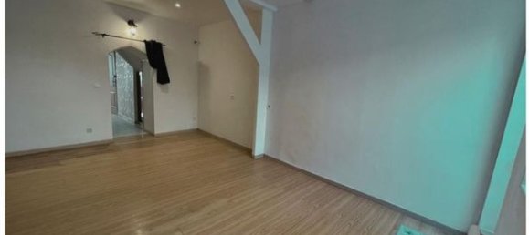 Adosado de 3 dormitorios en Saint-Bris-le-Vineux, France No. 353338 5