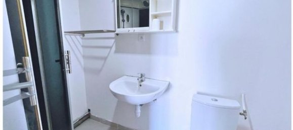 Adosado de 3 dormitorios en Saint-Bris-le-Vineux, France No. 353338 11