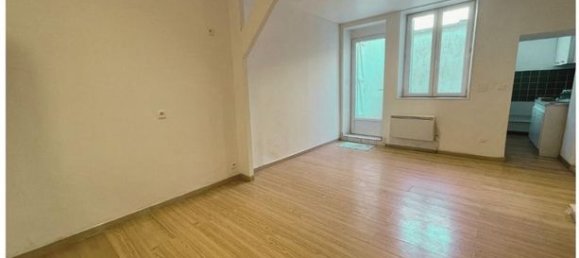 Adosado de 3 dormitorios en Saint-Bris-le-Vineux, France No. 353338 3