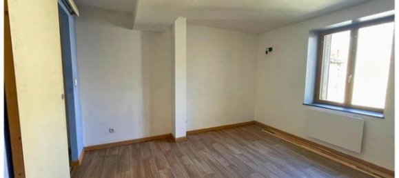 Adosado de 3 dormitorios en Saint-Bris-le-Vineux, France No. 353338 10